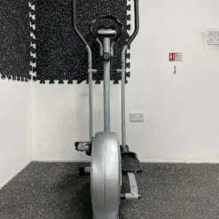 Refurbished CT300 Cross Trainer -Fit Machines Hub img 4783