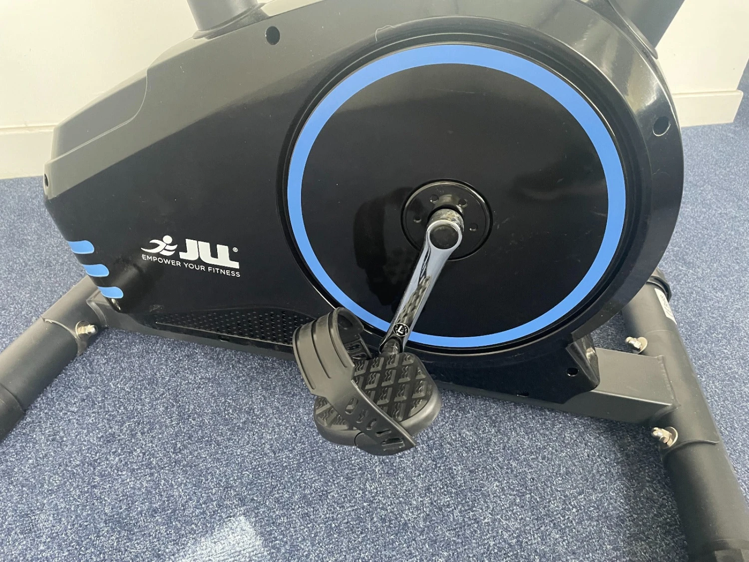 Refurbished JF150 Blue Upright Bike 6 Refurbished JF150 Blue Upright Bike - Image 6